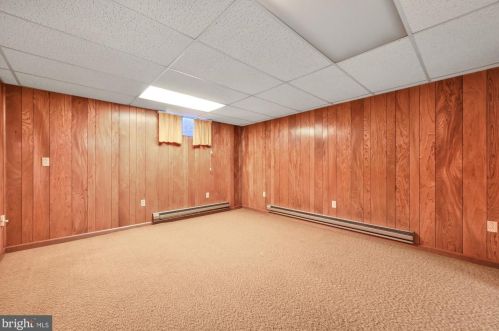 1666 Clearview Ave, Lancaster PA 17601-4308 exterior