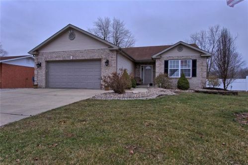 8524 Country Ln, Troy, IL 62294-2218