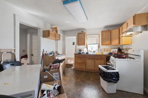 1370 Edgerton St, Saint Paul MN 55130-3430 exterior