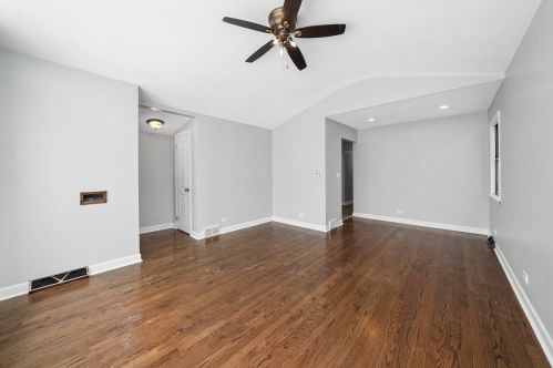 5023 30 Pl, Chicago IL 60804-3541 exterior