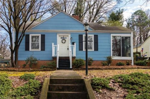 709 Cliffside Ter, Greensboro NC  27403-1927 exterior