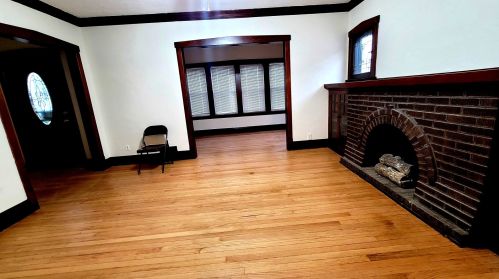 404 8 Ave, Broadview IL 60153-1515 exterior