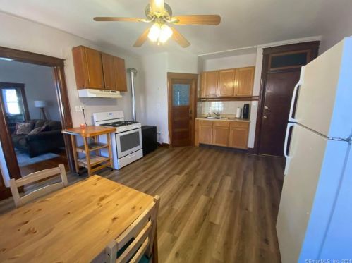 326 High St, New Britain CT  06051-1052 exterior