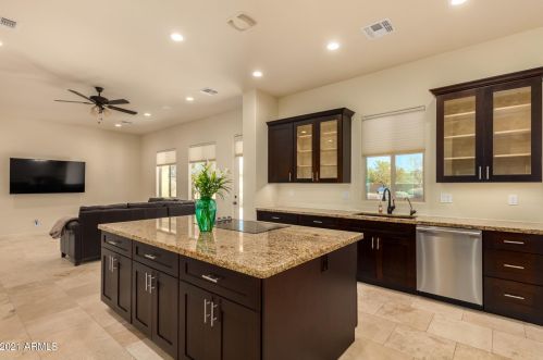 38421 19 Ave, Phoenix AZ 85009 exterior