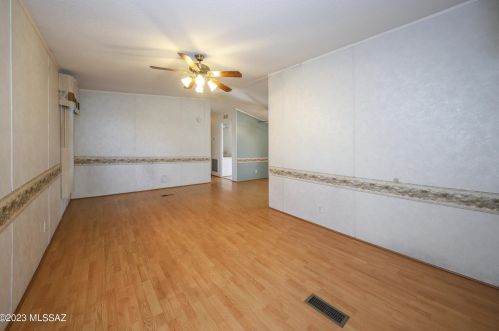 5802 Rocking Cir St, Tucson AZ 85713-6323 exterior