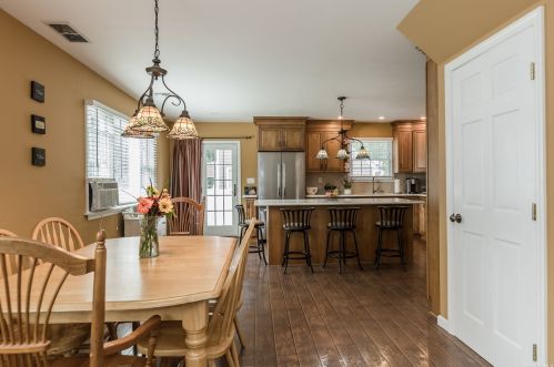 20 Grand Hvn Dr, Commack NY 11725-3126 exterior