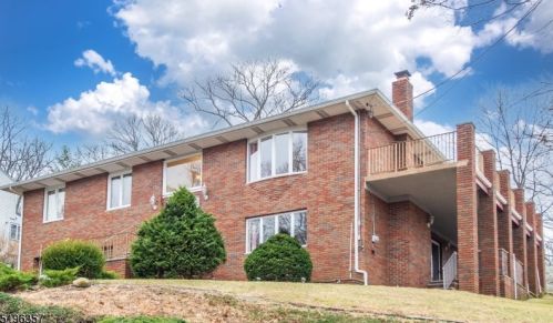 25 Lincoln Rd, Kinnelon NJ  07405-2550 exterior