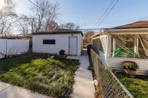 11354 Carpenter St, Chicago IL  60643-4652 exterior