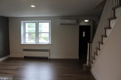 6429 Dorcas St, Philadelphia PA 19111-5405 exterior