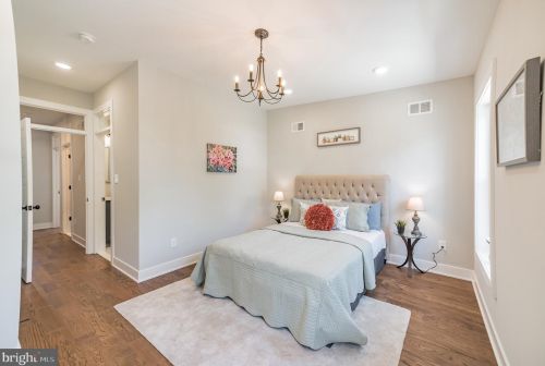 4207 Houghton St, Philadelphia PA  19128-1722 exterior