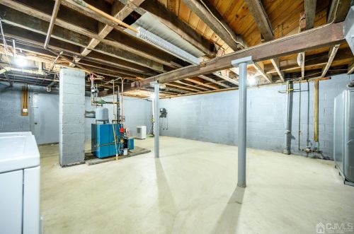 32 New Brunswick Ave, Perth Amboy NJ 08861-2239 exterior