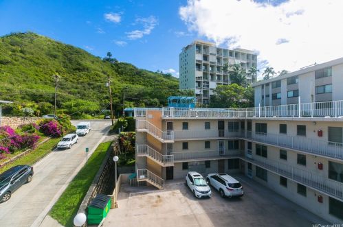 1611 Miller St, Honolulu HI 96813-1879 exterior