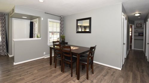 11056 Derby Ave, Milwaukee WI 53225-4558 exterior