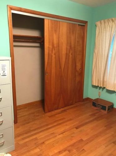 920 Livingston St, Sylvan Beach MI 49461-1535 exterior