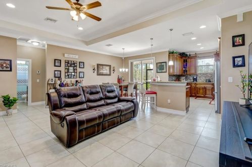 4862 18 St, Naples FL 34117-9464 exterior