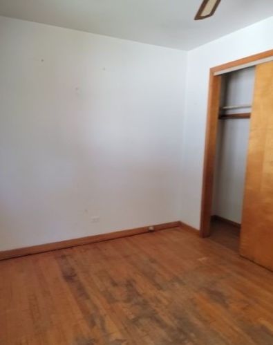 9838 Bensley Ave, Chicago IL 60617-6129 exterior