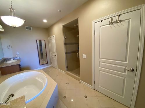 1447 Windshore Way, Oxnard CA 93035-1405 exterior