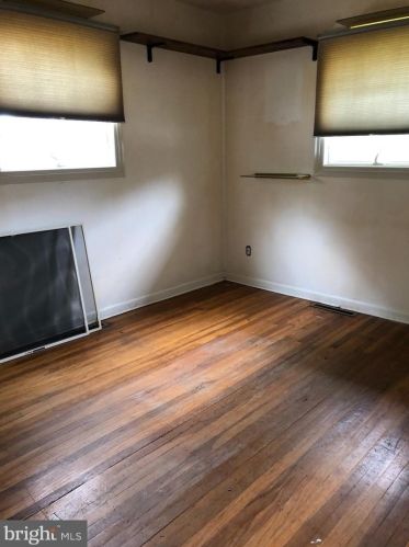 300 Cressmont Ave, Blenheim NJ 08012-3840 exterior