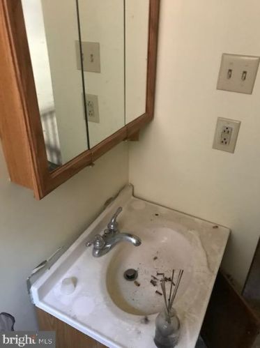 113 3 St, Primrose PA 17901-1724 exterior