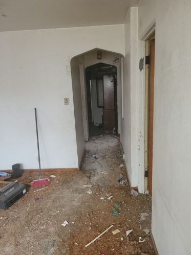 12520 Yale Ave, Chicago, IL 60628-7235