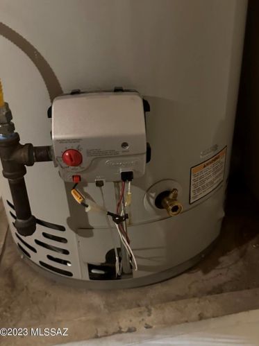 1765 Ransom Oaks Dr, Tucson AZ 85746-3173 exterior