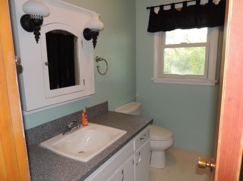 5592 124th Ave, Fennville MI 49408-9428 exterior