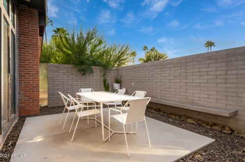 4027 45 Pl, Phoenix AZ 85050-6843 exterior