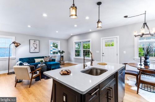 4812 Hayes St, Washington DC  20019-3649 exterior