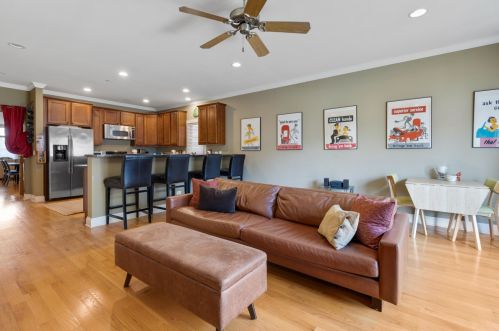 3419 Kolmar Ave, Chicago IL 60712-4703 exterior