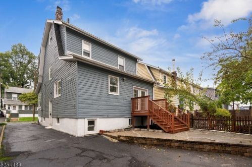 72 Hughes St, Maplewood NJ  07040-3304 exterior