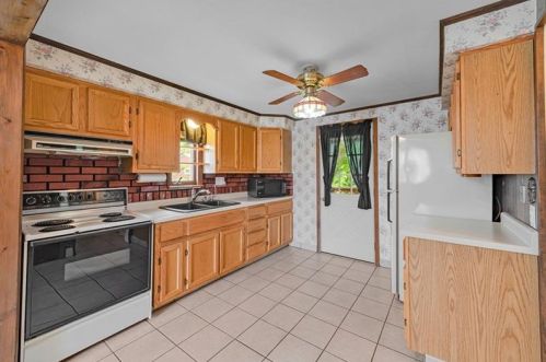 134 Martinique Dr, Pittsburgh, PA 15235-2217