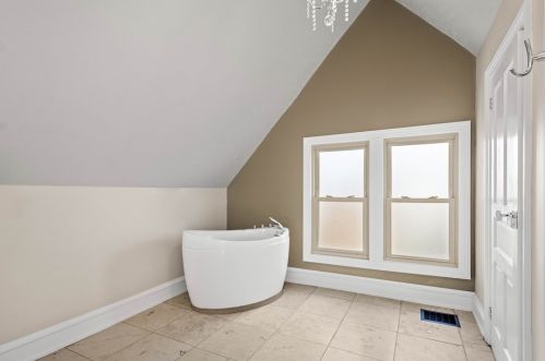 127 Lincoln Ave, Pittsburgh PA 15206-2313 exterior