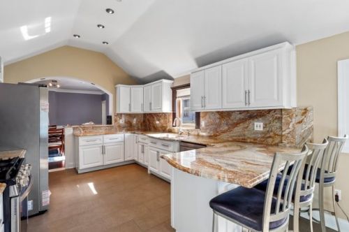 3427 61 St, Chicago IL 60629-3605 exterior