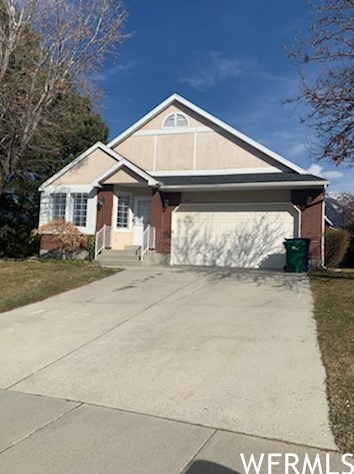 8641 Alta Cove Dr, Sandy, UT 84093-1688