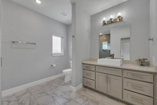 194 Bentwater Bay Dr, Montgomery TX 77356-4651 exterior