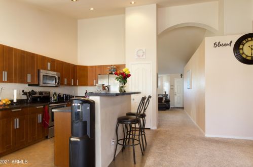 711 Los Arboles Ct, Chandler AZ 85225-0948 exterior