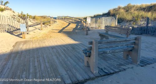 114 Westmont Ave, Lavallette NJ 08735-2042 exterior