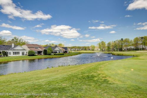 16 Muirfield Rd, Jackson Twp NJ 08527-2657 exterior