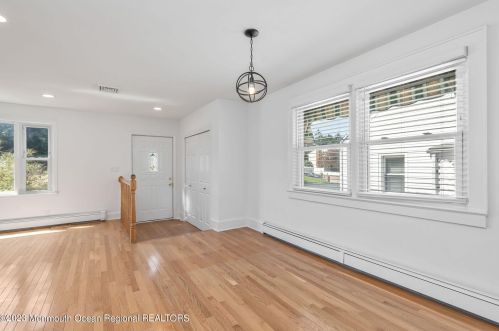 82 Victor Ave, West Long Branch NJ 07764-1511 exterior