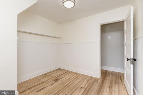 3912 Blackthorn St, Bethesda MD 20815-5056 exterior