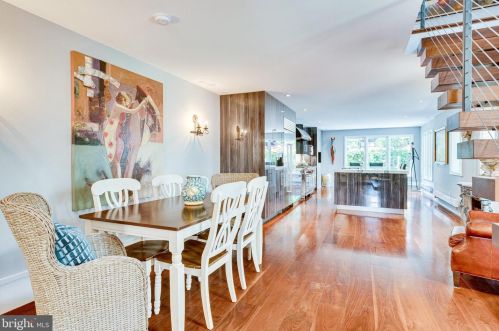 210 Fairfax St, Alexandria VA  22314-3304 exterior