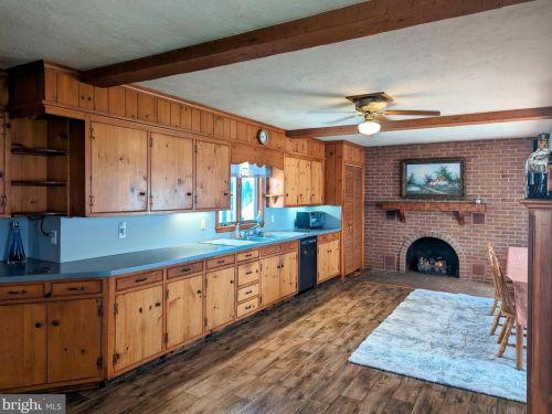 518 Diller Rd, Hanover PA  17331-4805 exterior