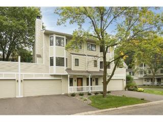 4947 Bayswater Rd, Hopkins, MN 55345-3363