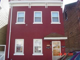 1916 Sidney St, Pittsburgh PA  15203-1840 exterior