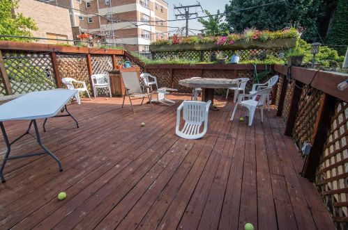 2025 Sedgwick St, Chicago IL 60614-4716 exterior