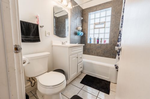 3803 Forest Home Ave, Milwaukee WI  53215-3535 exterior