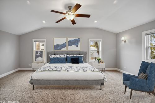 4530 Drake Ave, Chicago IL 60659-2218 exterior