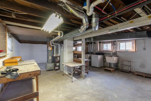 519 63rd St, Milwaukee WI  53213-4173 exterior