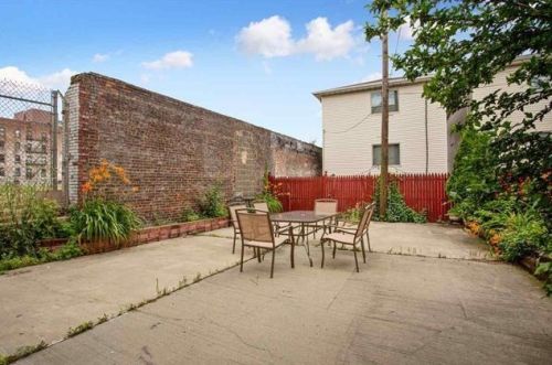 310 Palisade Ave, Union City NJ 07087-5208 exterior