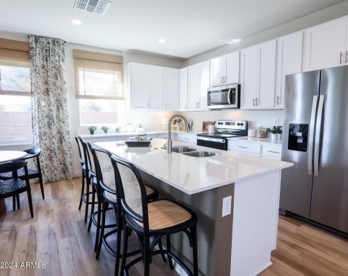 1373 Mulberry Dr, Chandler AZ  85286-6959 exterior